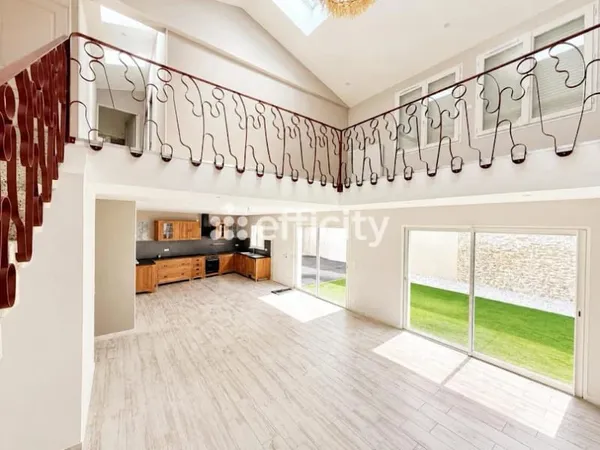 Maison 5 pièces 145 m²