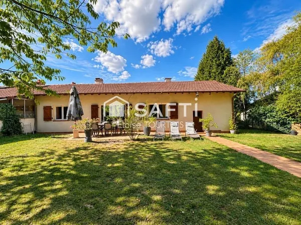 À vendre  Maison de plain-pied à Saint-Avold, quartier du Huchet
