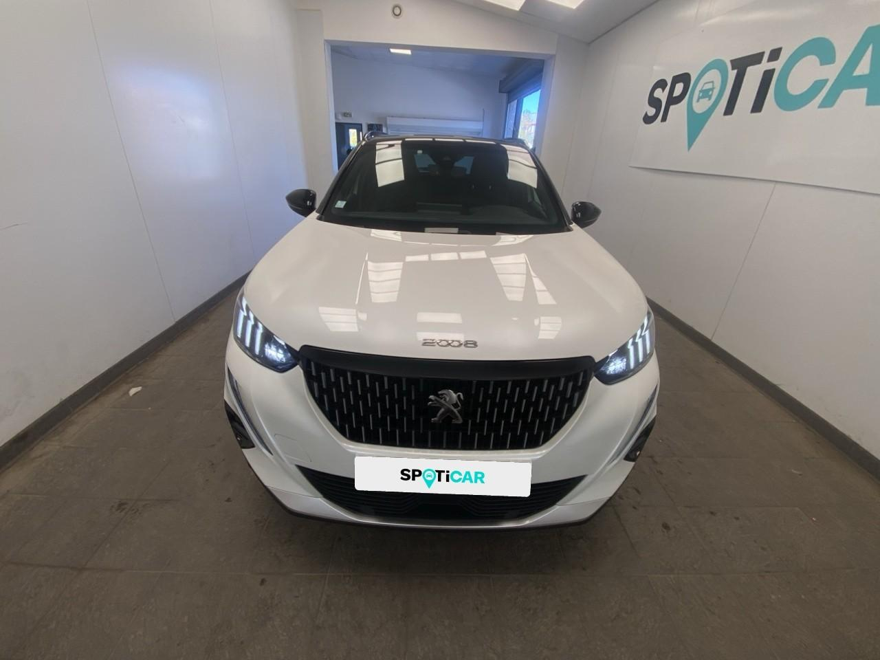 Peugeot 2008 puretech 130 s&s eat8 gt — photo 2