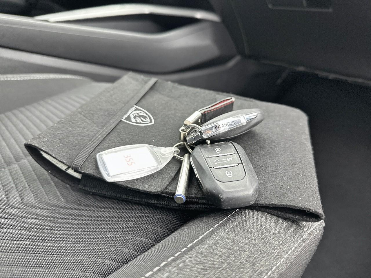 Peugeot 308 sw puretech 130ch s&s eat8 active pack — photo 32