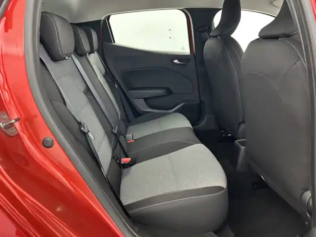 Renault Clio tce 90 ch gsr2 — photo 18