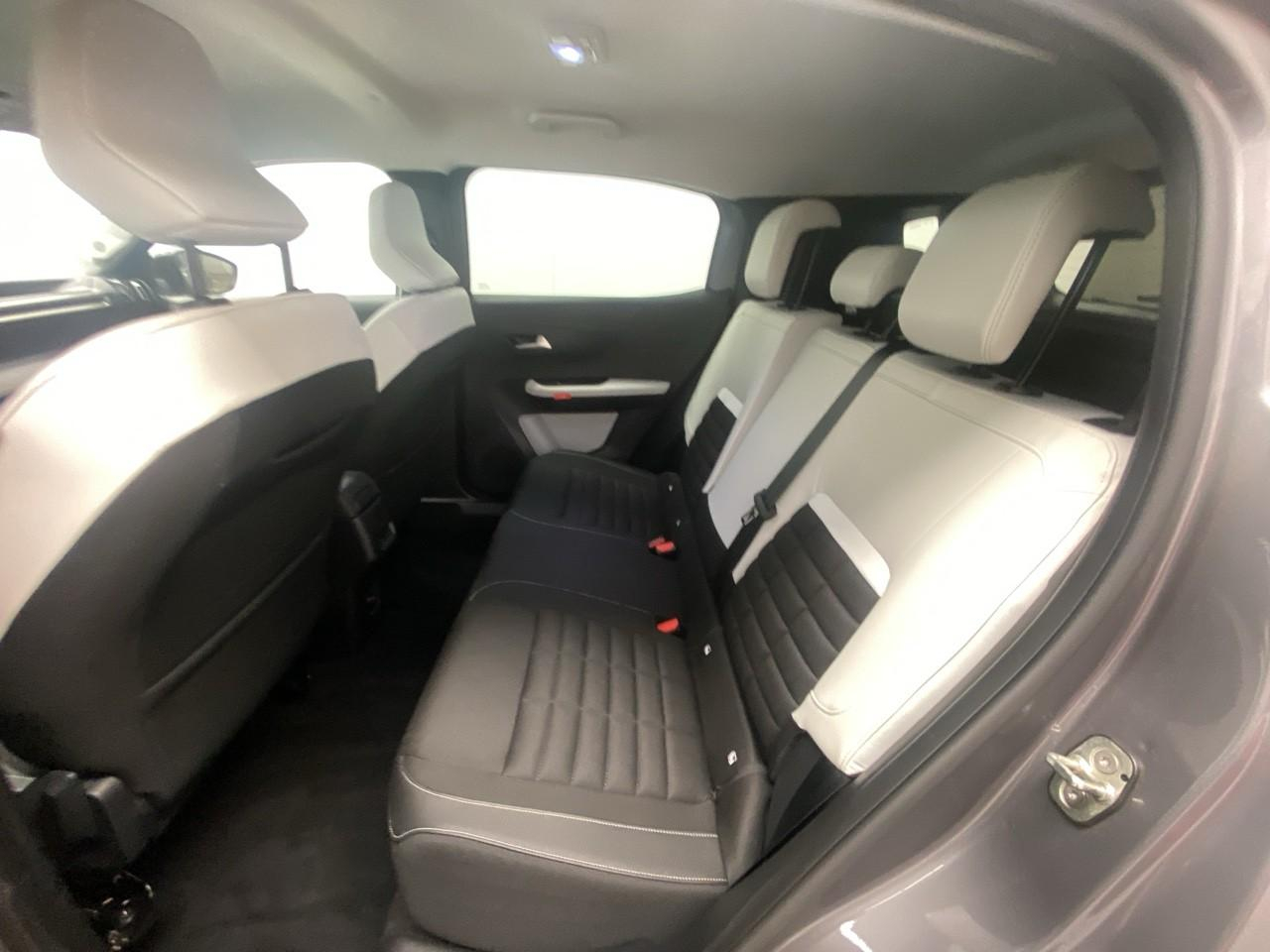 Citroën C3 Aircross hybride 145 ch aut max — photo 10