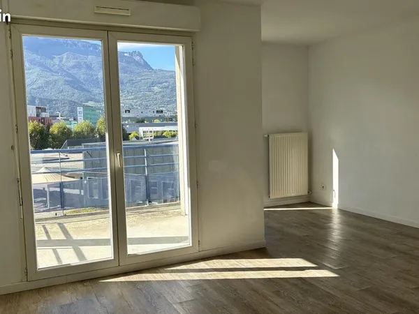 Appartement 4 pièces 74 m²