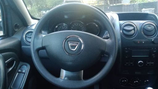 Dacia Duster 1.6 SCe 115 - Essentiel – 2016 – 47292 km – Essence – Boîte Manuelle — photo 27