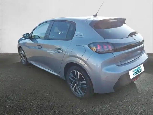 Peugeot 208 puretech 75 s&amp;s bvm5 — photo 7