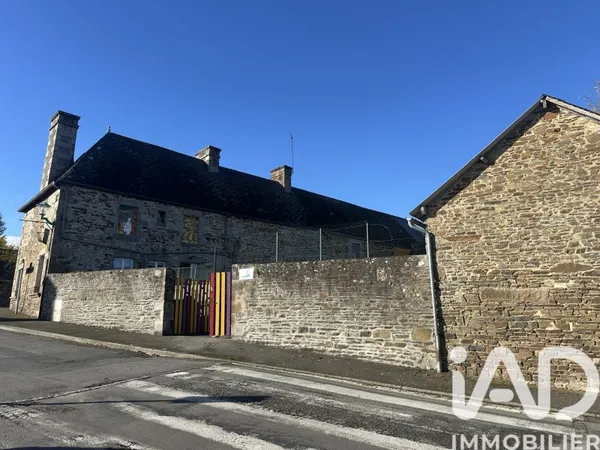 Maison 10 pièces 680 m²
