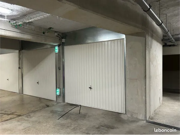 Garage centre de Nîmes