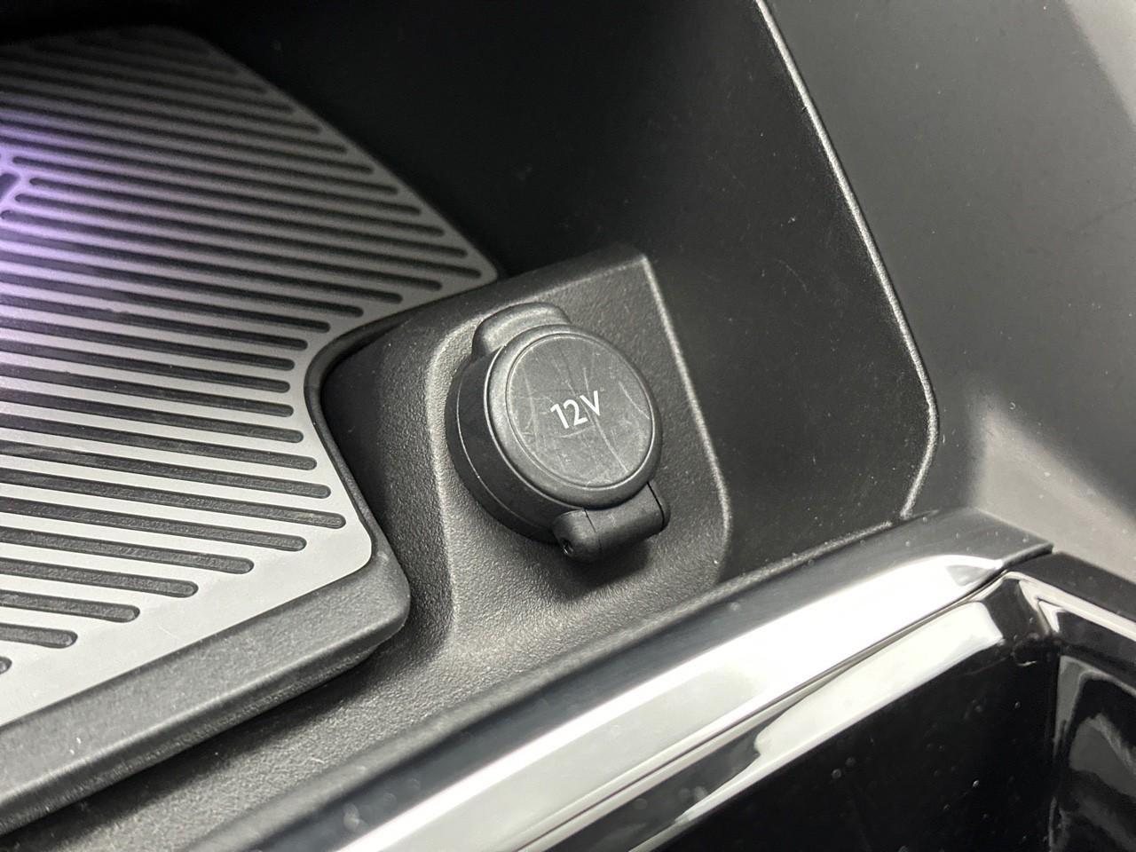 Citroën C4 bluehdi 130 s&s eat8 shine pack — photo 31