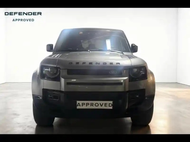 Land Rover Defender 110 2.0 p400e x-dynamic se — photo 3