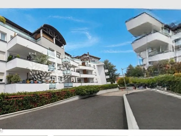 Appt 67m2 . 3 pièces . Cruseilles Centre