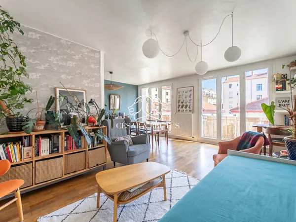 EN EXCLUSIVITÉ - T3 82 M2 AVEC BALCON LYON 7ème