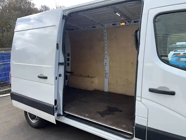 Renault Master fgn trac f3500 l2h2 blue dci 135 — photo 44