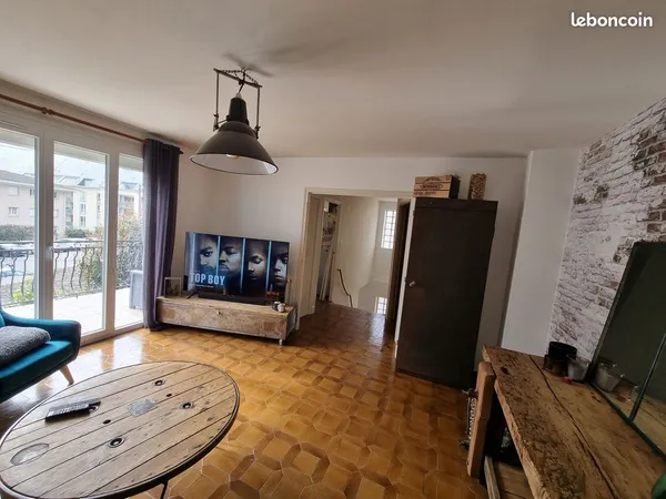 Maison avec 2 logements et jardin