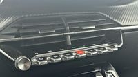 Peugeot 2008 GT PureTech 130 S&S EAT8 — photo 15