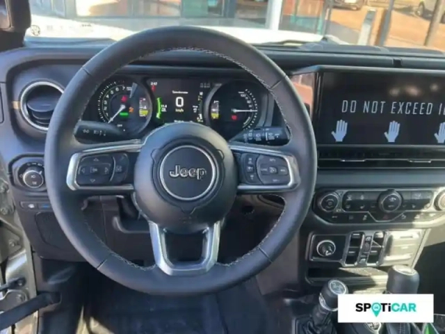 Jeep Wrangler unlimited 2.0 t 380ch 4xe sahara command trac — photo 13