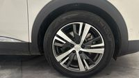 Peugeot 3008 HYBRID 225ch Allure Pack e-EAT8 — photo 20
