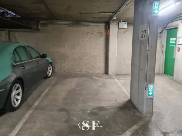 AGEN HYPER CENTRE - STATIONNEMENT PARKING SECURISÉ