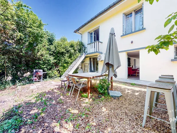 Maison 6 pièces 180 m²