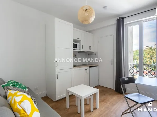 Appartement Location Paris 1p 21m² 837€