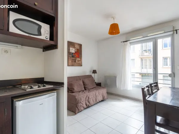 🏡 Agréable studio - 800M Quartier Brotteaux - Proche écoles et transports en commun au pied de la ré