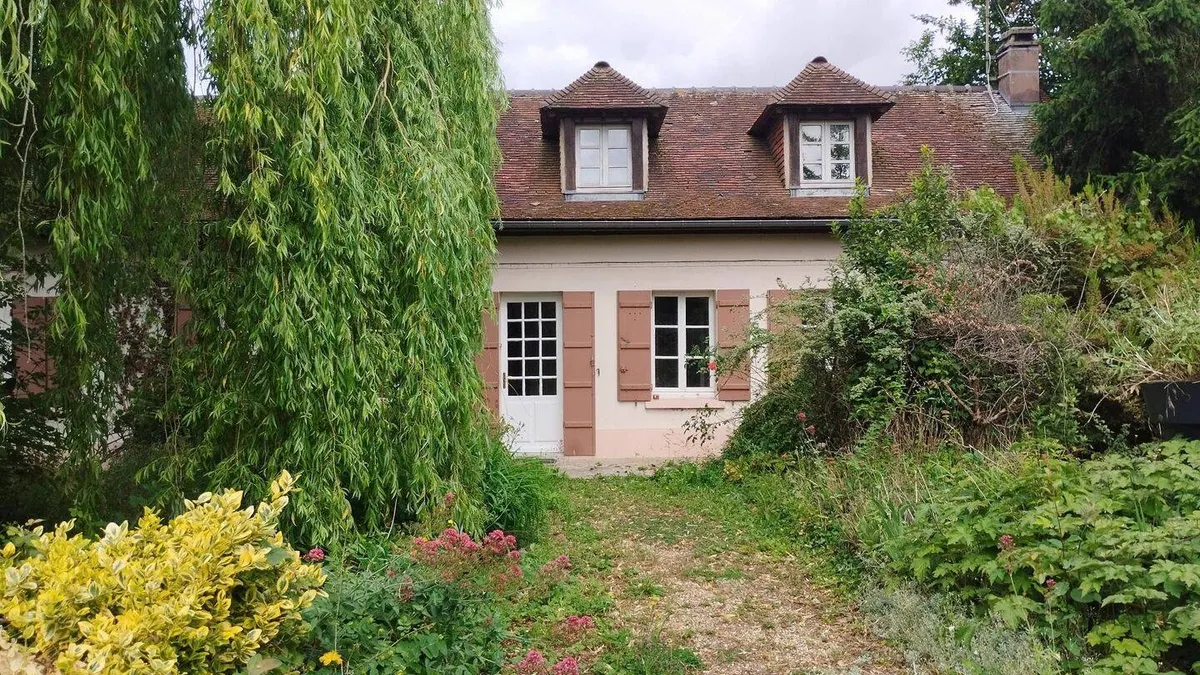 Photo 1