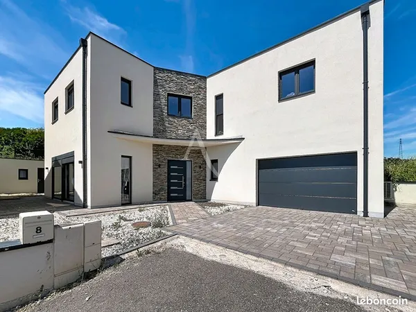 Maison 6 pièces 140 m²