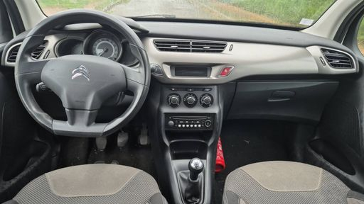 Citroen C3 1.0 VTi 68 - Confort – 2013 – 79565 km – Essence – Boîte Manuelle — photo 19