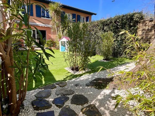 Coup de coeur pour cette belle petite maison 3 chambres