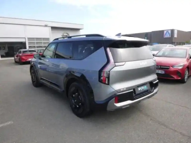 Kia Ev9 385ch 99,8kwh gt-line business 4wd — photo 7