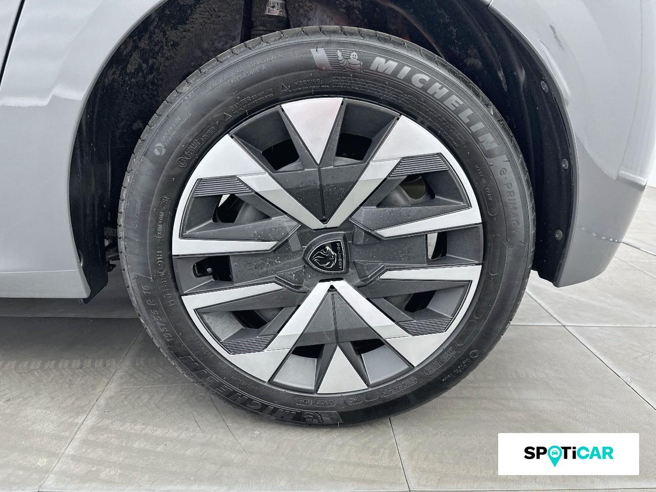 Peugeot 208 1.2 puretech 100ch s&s active — photo 11