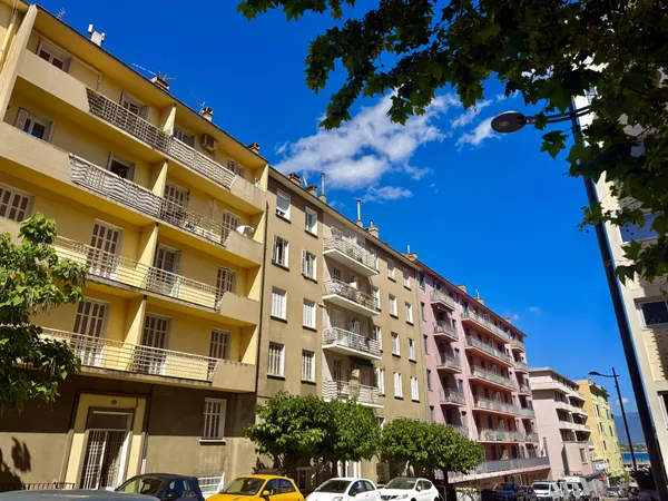 Vente appartement F1 centre-ville Ajaccio