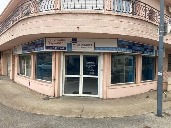 Local commercial 65 m²