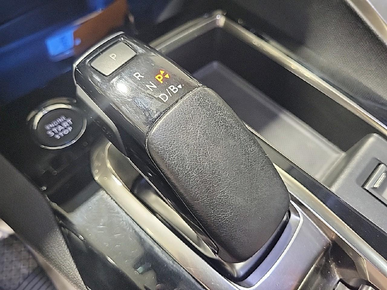 Peugeot 3008 hybrid 225 e-eat8 allure pack — photo 17