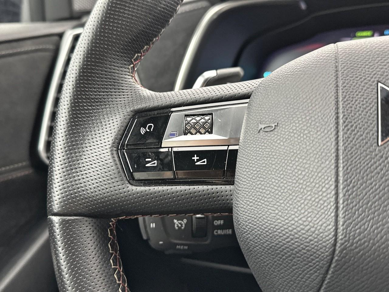 Ds Ds 7 crossback hybride rechargeable e-tense 225 eat8 performance — photo 17