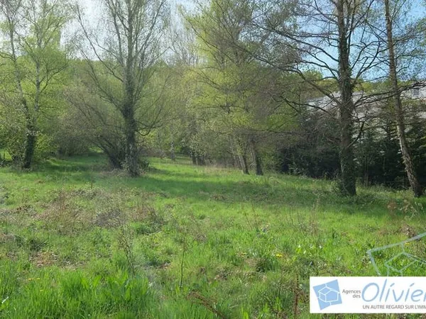 Terrain 3200 m²