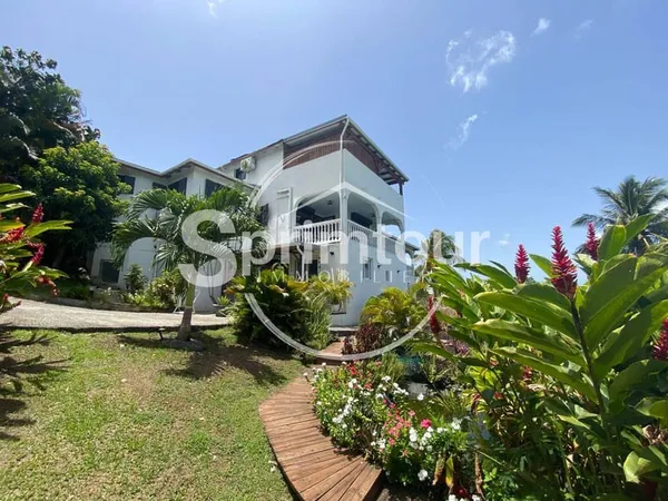 Maison 6 pièces 166 m²