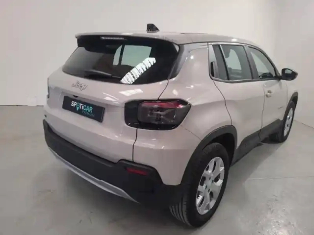 Jeep Avenger electrique 156ch 115kw altitude — photo 5