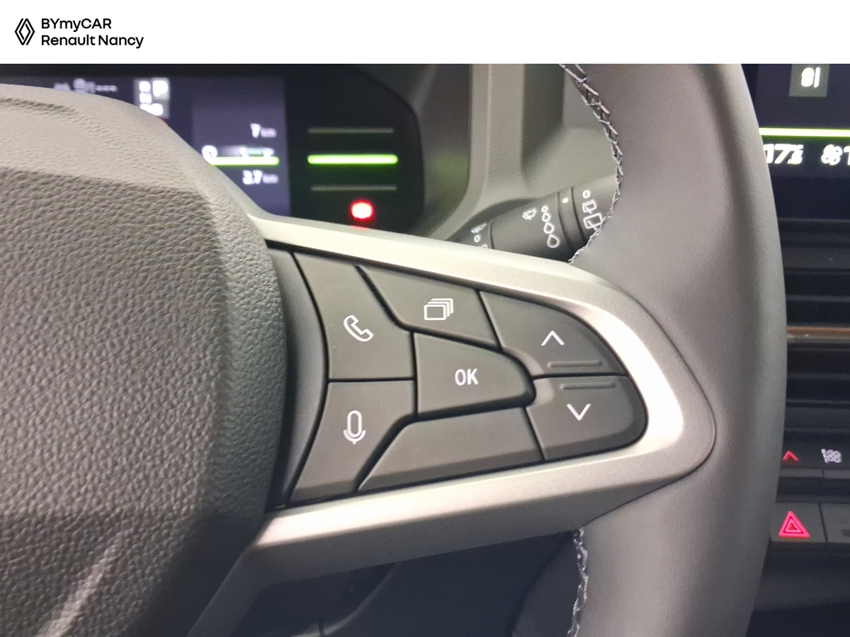 Dacia Duster Hybrid 155 — photo 19