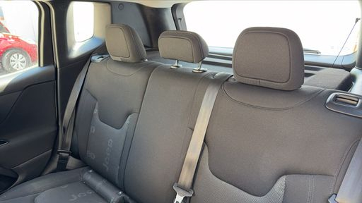 Jeep Renegade 1.4 MultiAir 140 BVA6 - Longitude Business – 2017 – 64438 km – Essence – Boîte Automatique — photo 17