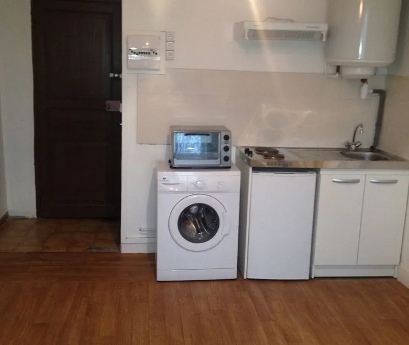 Photo 1