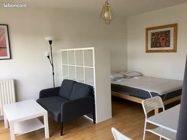 Studio meublé