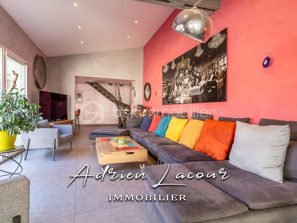 Maison 9 pièces 213 m²
