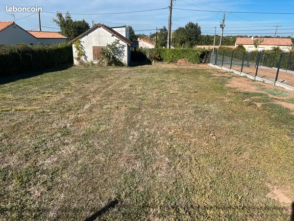 Terrain 673 m² + garage 50 m²