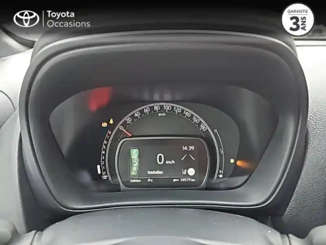 Toyota Aygo X 1.0 vvt-i 72ch dynamic my24 — photo 11