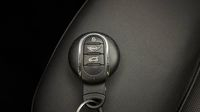 Mini Mini Cooper 136ch Edition Camden BVA7 — photo 16
