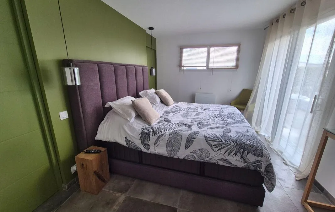 Photo 6