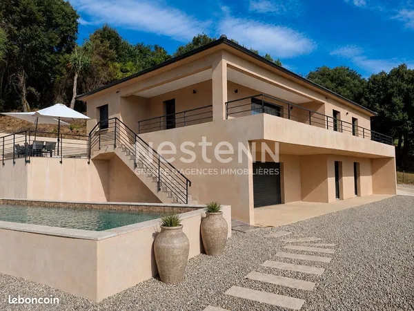 Villa 4 pièces 117 m²