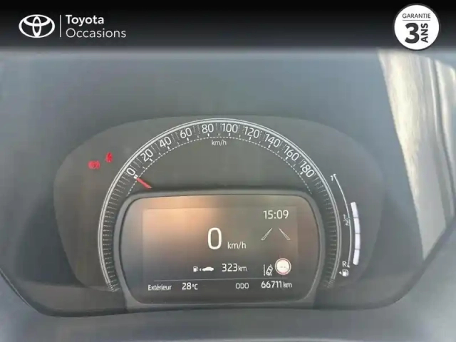 Toyota Aygo X 1.0 vvt-i 72ch active business — photo 14