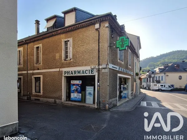 Pharmacie 107 m² Saint-Pé-de-Bigorre