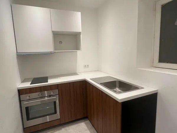 Studio équipé de 25m² - Centre ville de Montélimar - Dispo 01/10/26